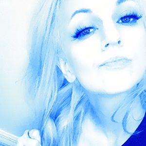 Meet your Posher, Kat